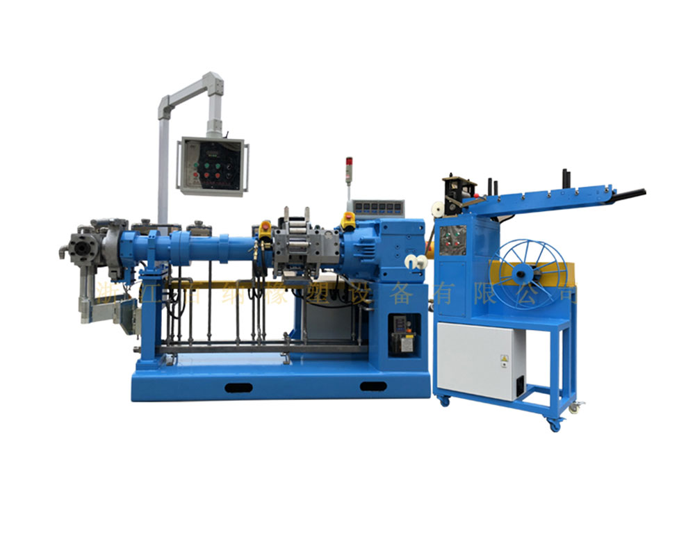 75 Silikonextrudiermaschine